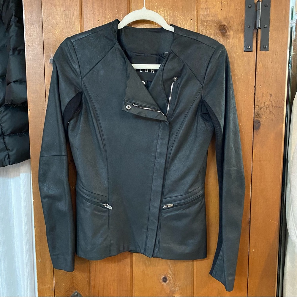 VEDA Black Lamb Leather Asymmetrical Zip Jacket Small